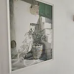 Floral בית הארחה 3*